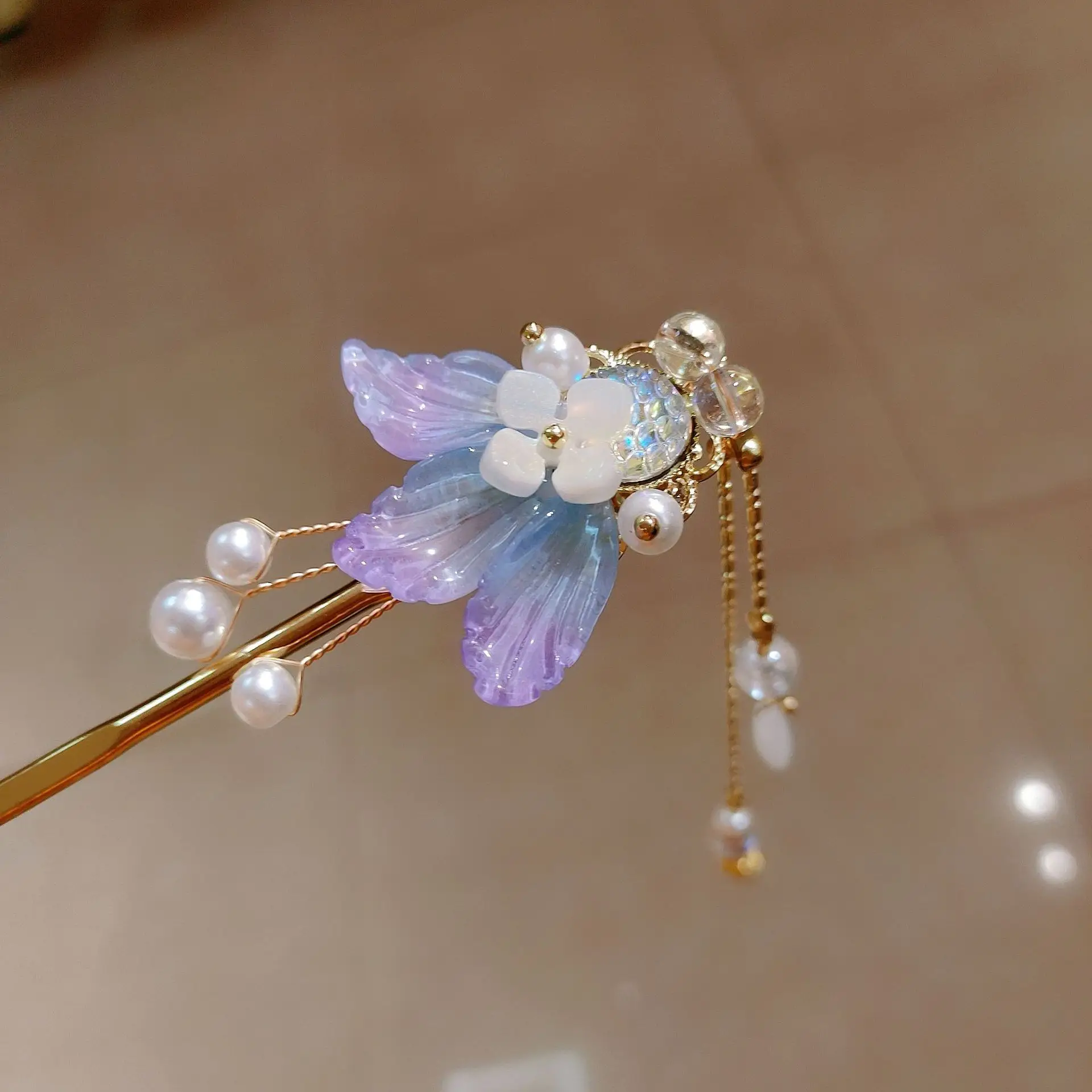 Fairy Butterfly Hairpin with Blue Stone Chain — feature 9
