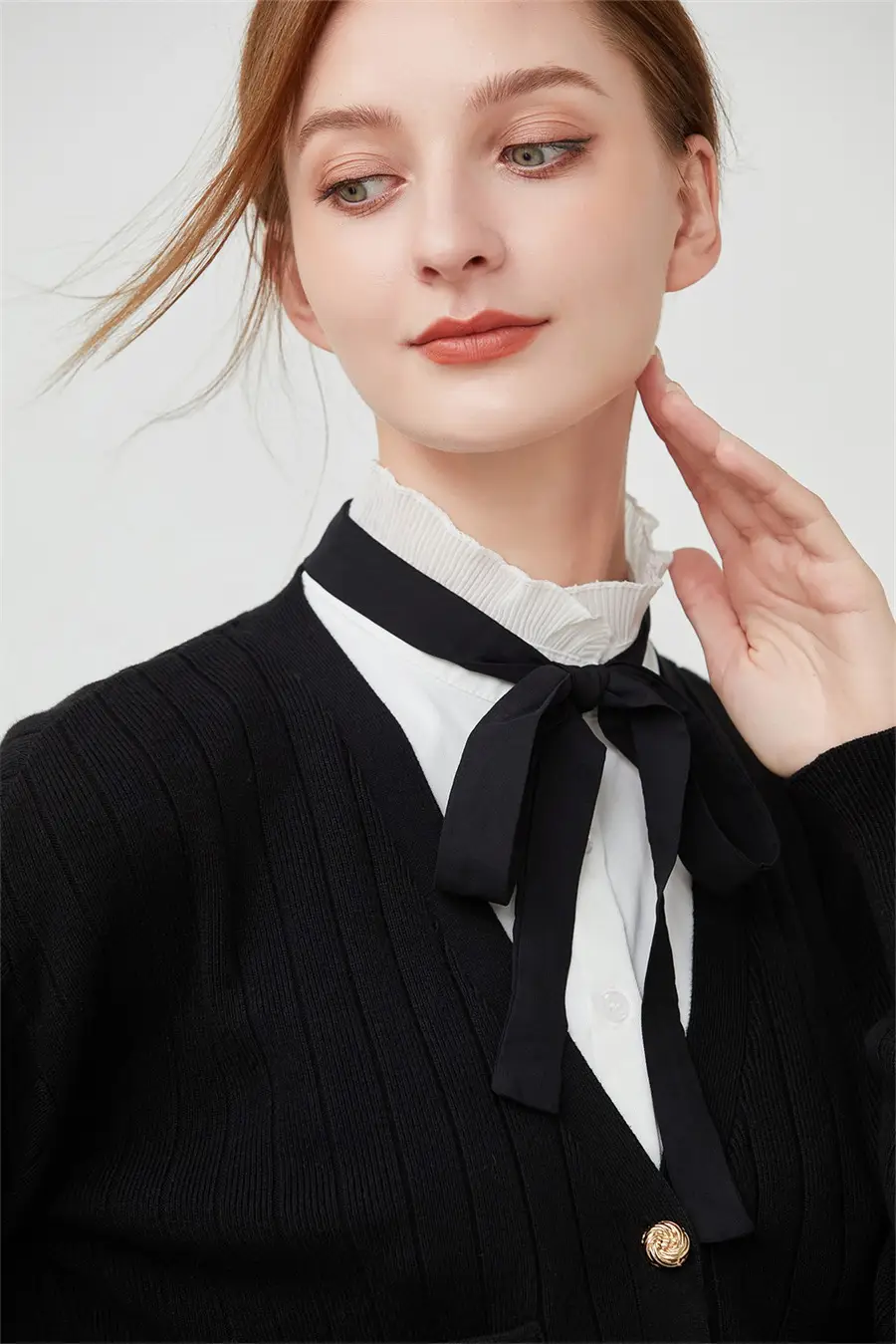 White Cotton Fake Collar Blouse with Black Bow — feature 12