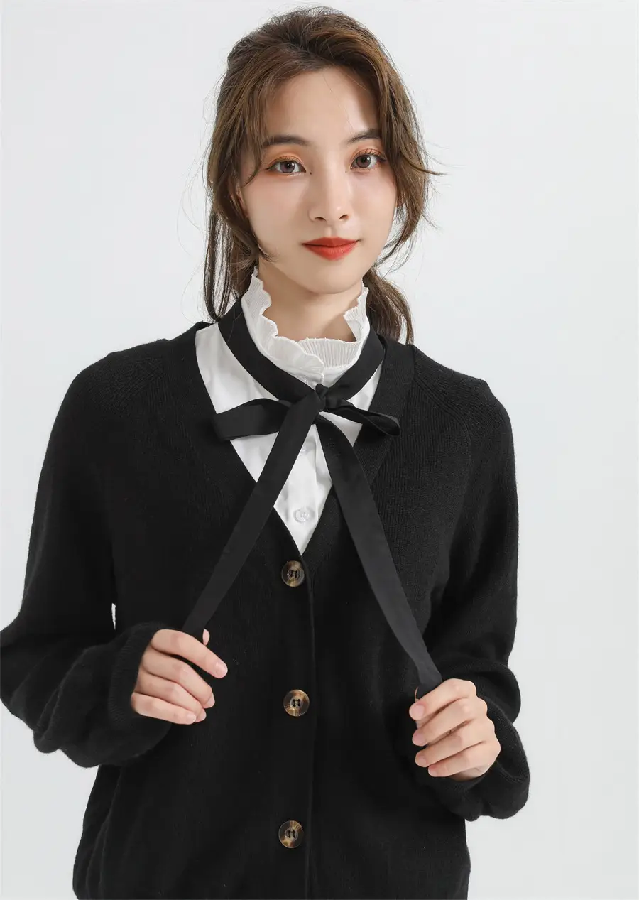 White Cotton Fake Collar Blouse with Black Bow — feature 30