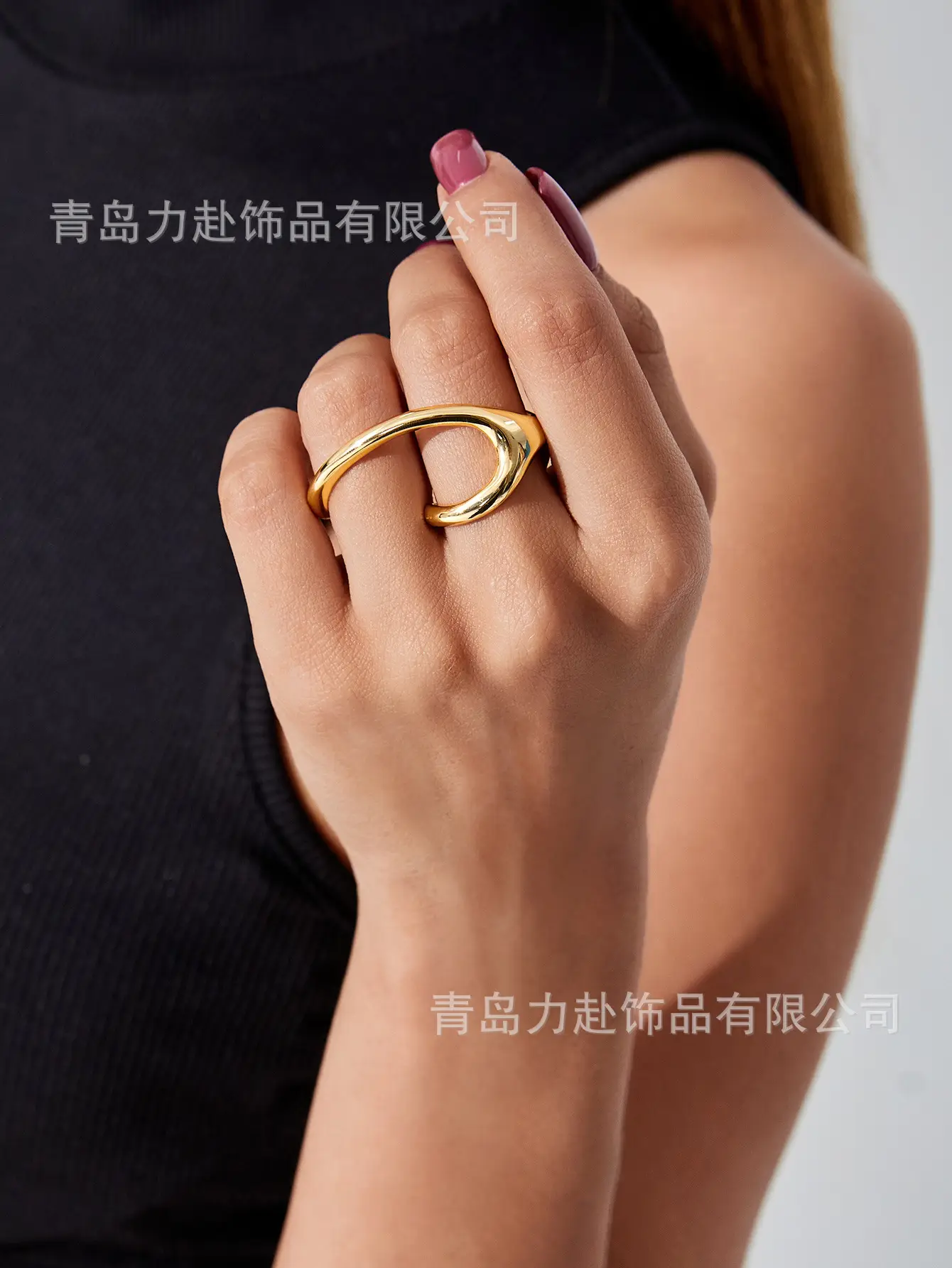 Gold Plated Two Finger Ring for Men — feature 3