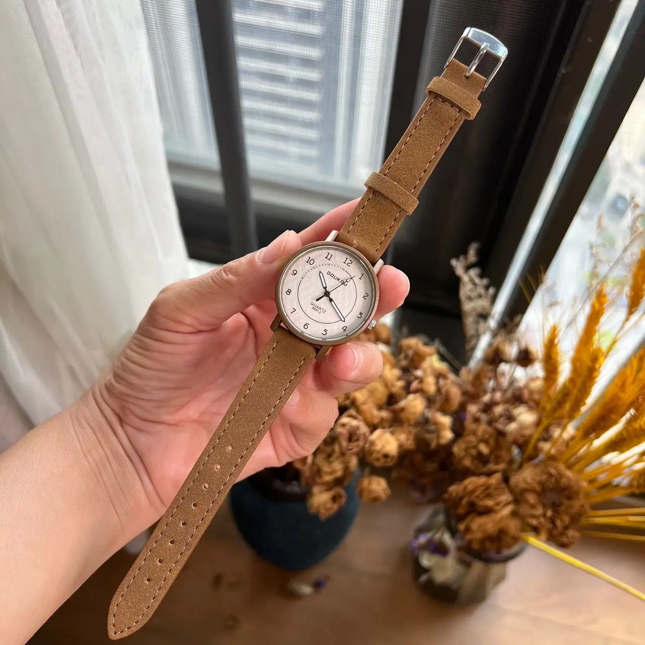 Cardamom Leather Belt Watch for Civil Servant Students — feature 10