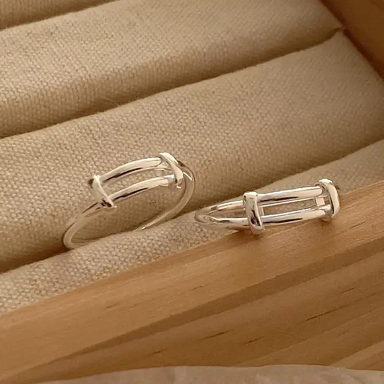 Stacked Finger Ring for Women Retro Elegant Modern Design - Image 3