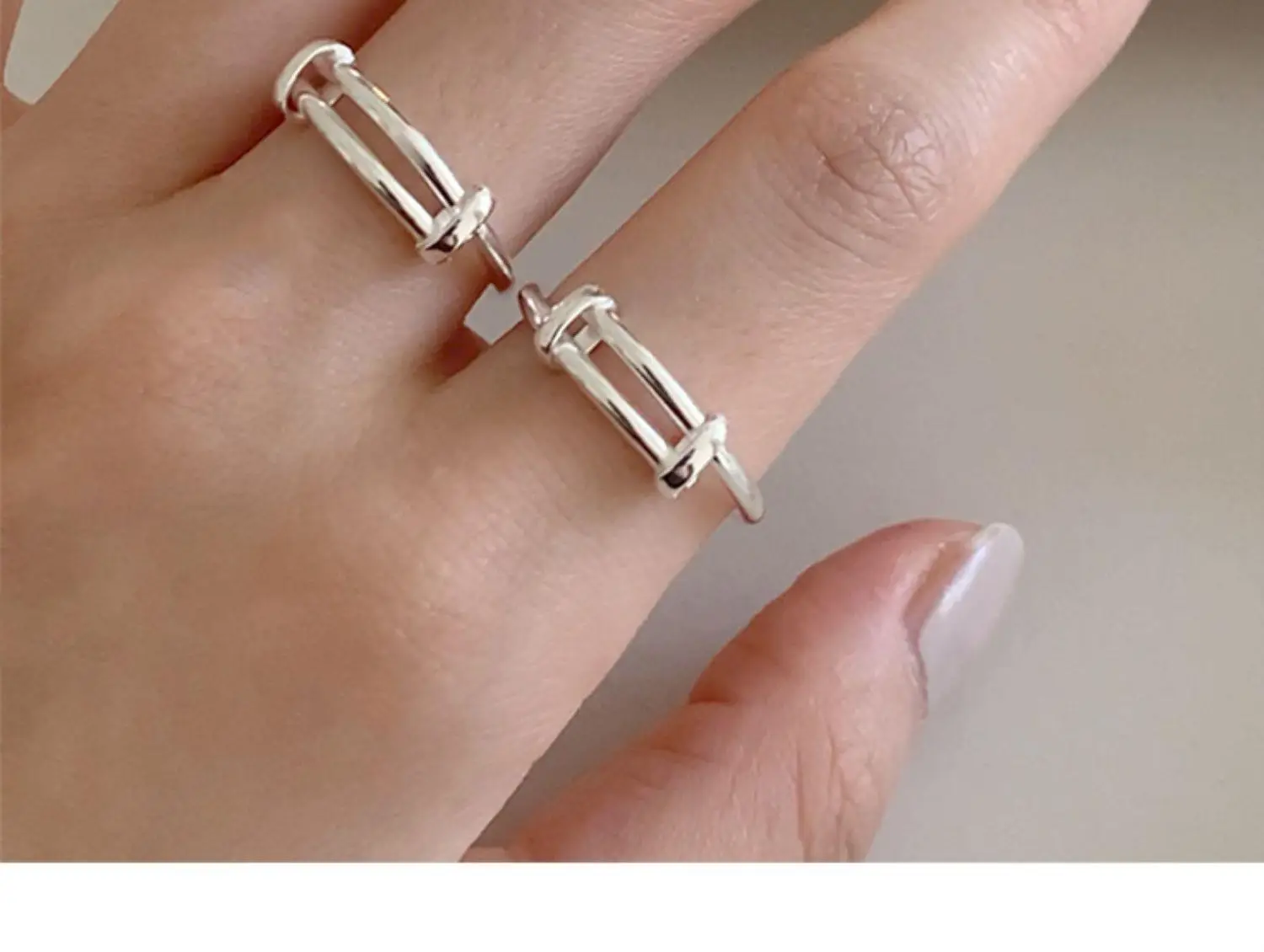 Stacked Finger Ring for Women Retro Elegant Modern Design — feature 6