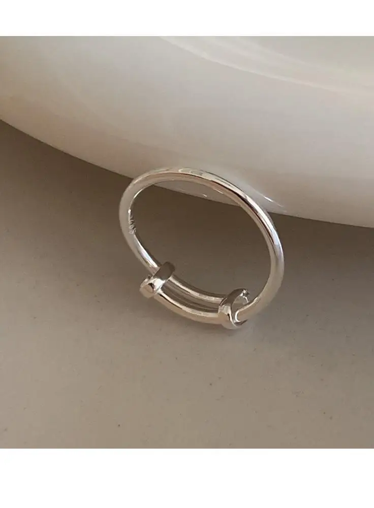 Stacked Finger Ring for Women Retro Elegant Modern Design — feature 9
