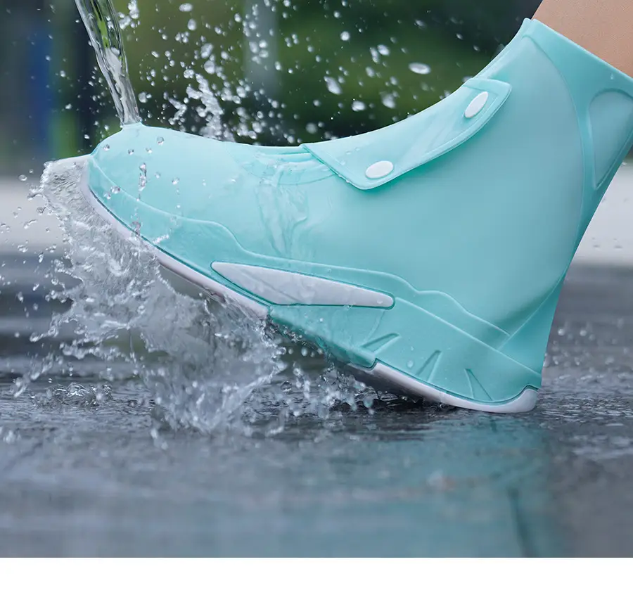 Waterproof Silicone Rain Cover for Men Women — feature 5