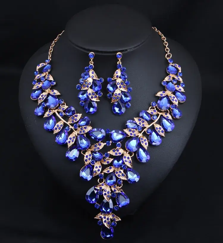 Luxury Rhinestone Necklace Earrings Set for Women - Image 2