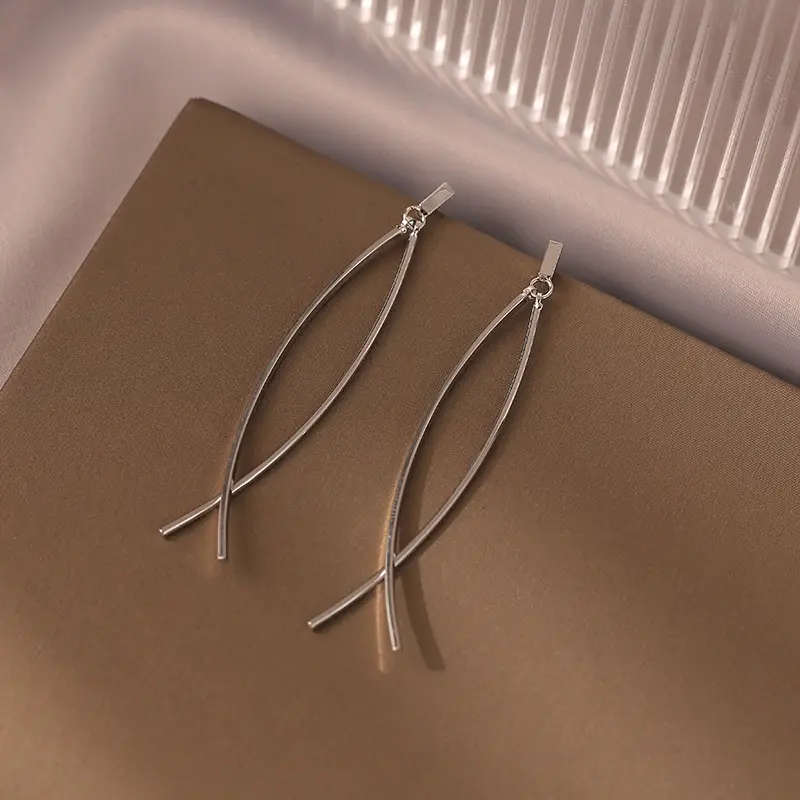 Cross Tassel Earrings for Women with Light Luxury Design - Image 4