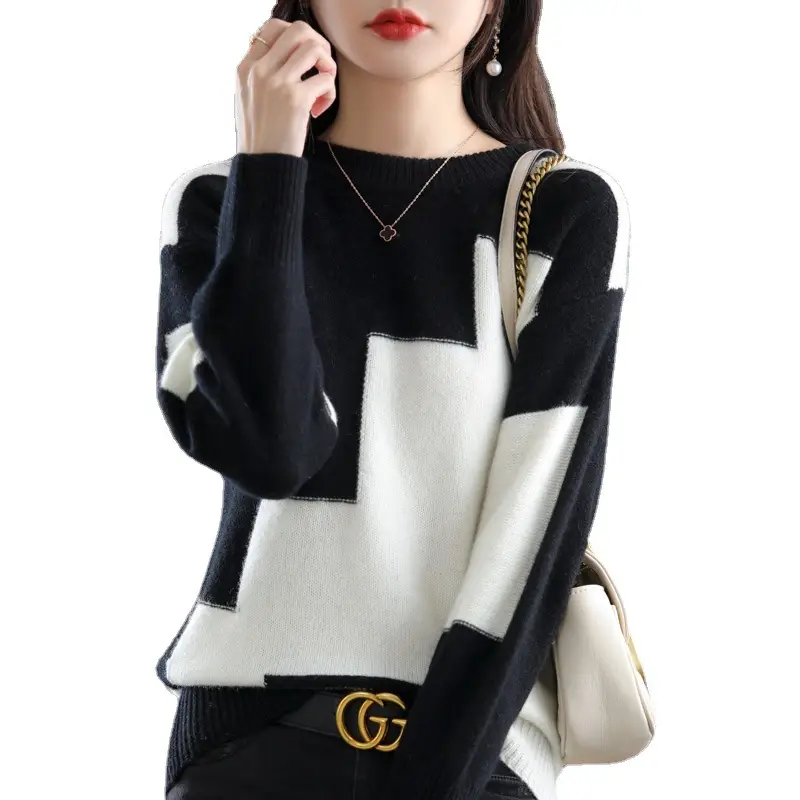 Plus Size Black White Color Block Knitwear Top - Image 7