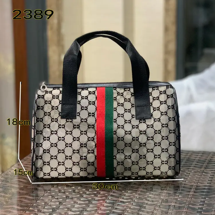 Korean Mesh Flock Bag Large Capacity Wash Bag — feature 2