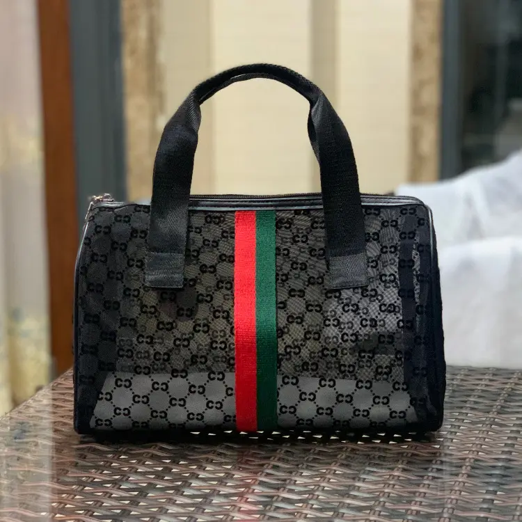 Korean Mesh Flock Bag Large Capacity Wash Bag - Image 10