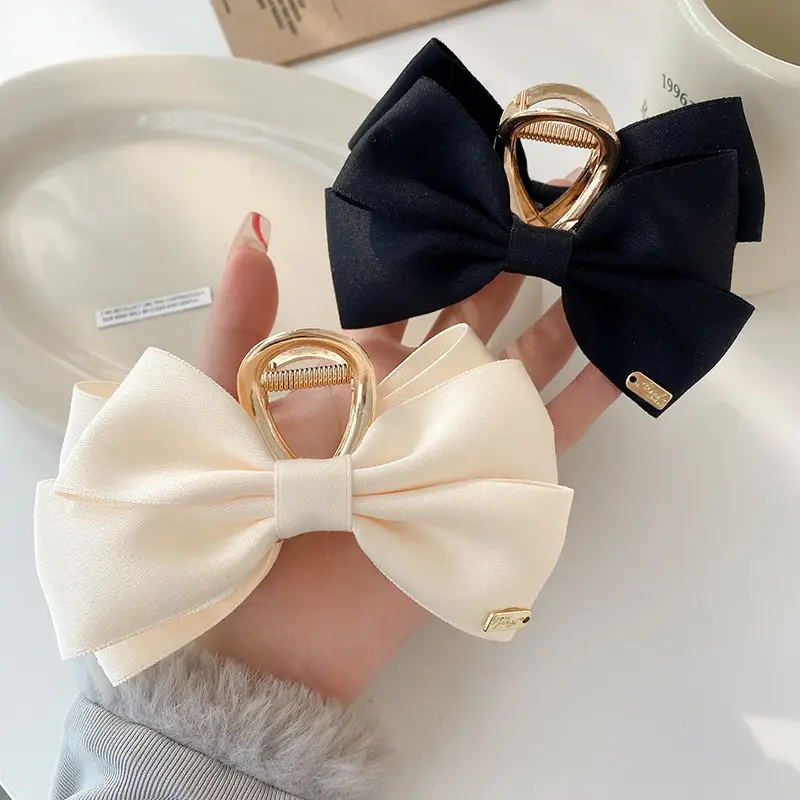Black Bow Metal Hair Grab Clip for Women