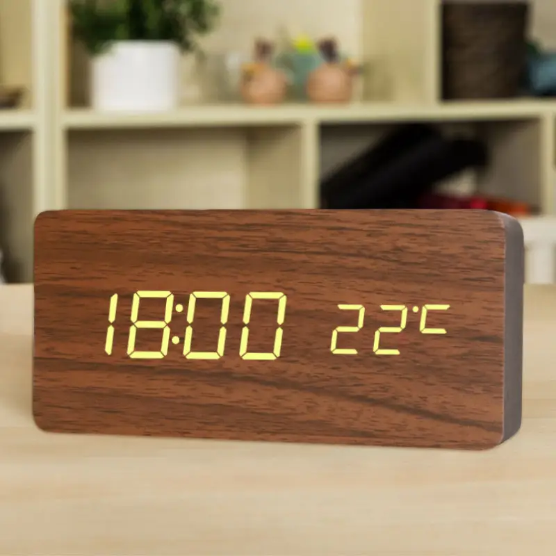 Silent Wooden Alarm Clock with LED Display 18:00 22°C - Image 8