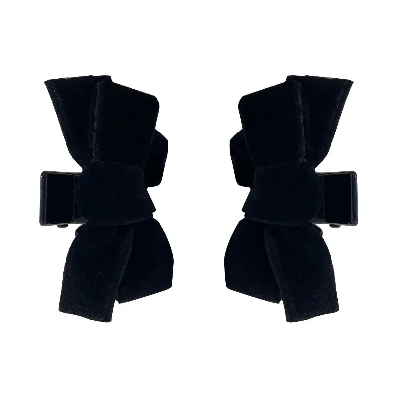 Black Velvet Bow Hairpin with Pearl Embellishment - Image 11