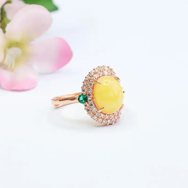 Guan Yu Yellow Amber Ring with Green Gemstone — feature 6