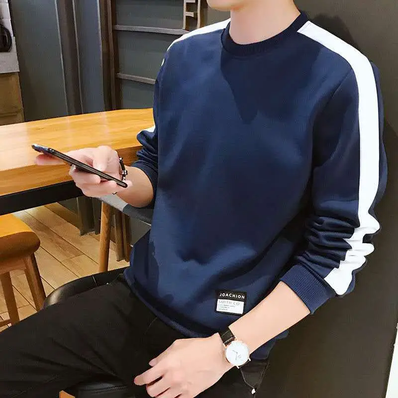 Men Green Graphic Long Sleeve Crew T-Shirt - Image 5