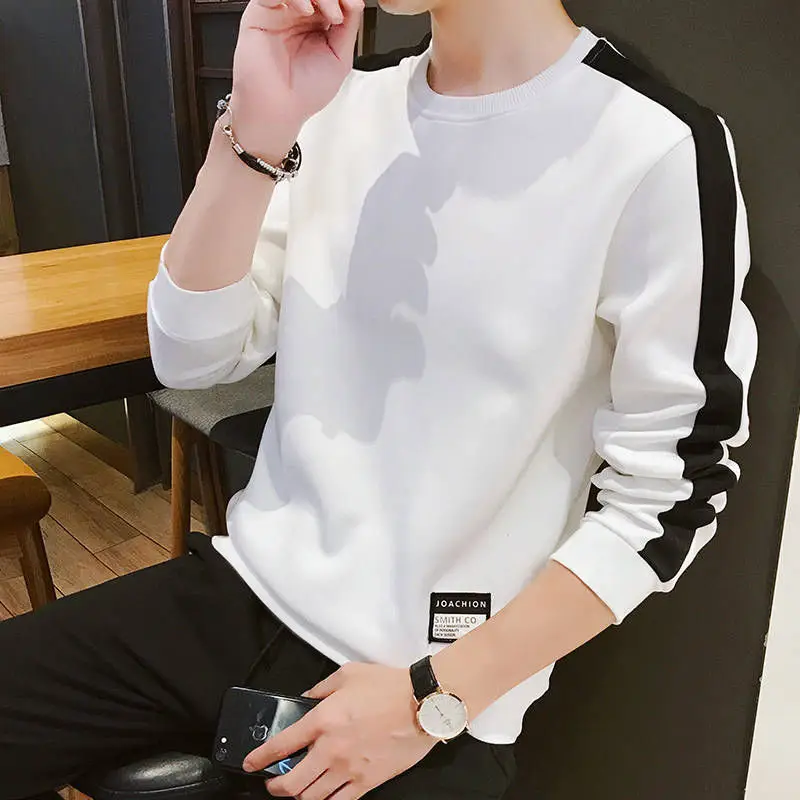 Men Green Graphic Long Sleeve Crew T-Shirt - Image 7