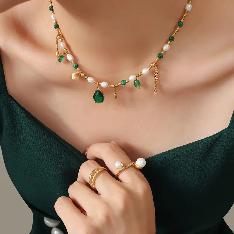 Niche Baroque Green Pearl Necklace Set - Image 5