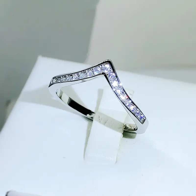 V-Shape Diamond Finger Ring for Women