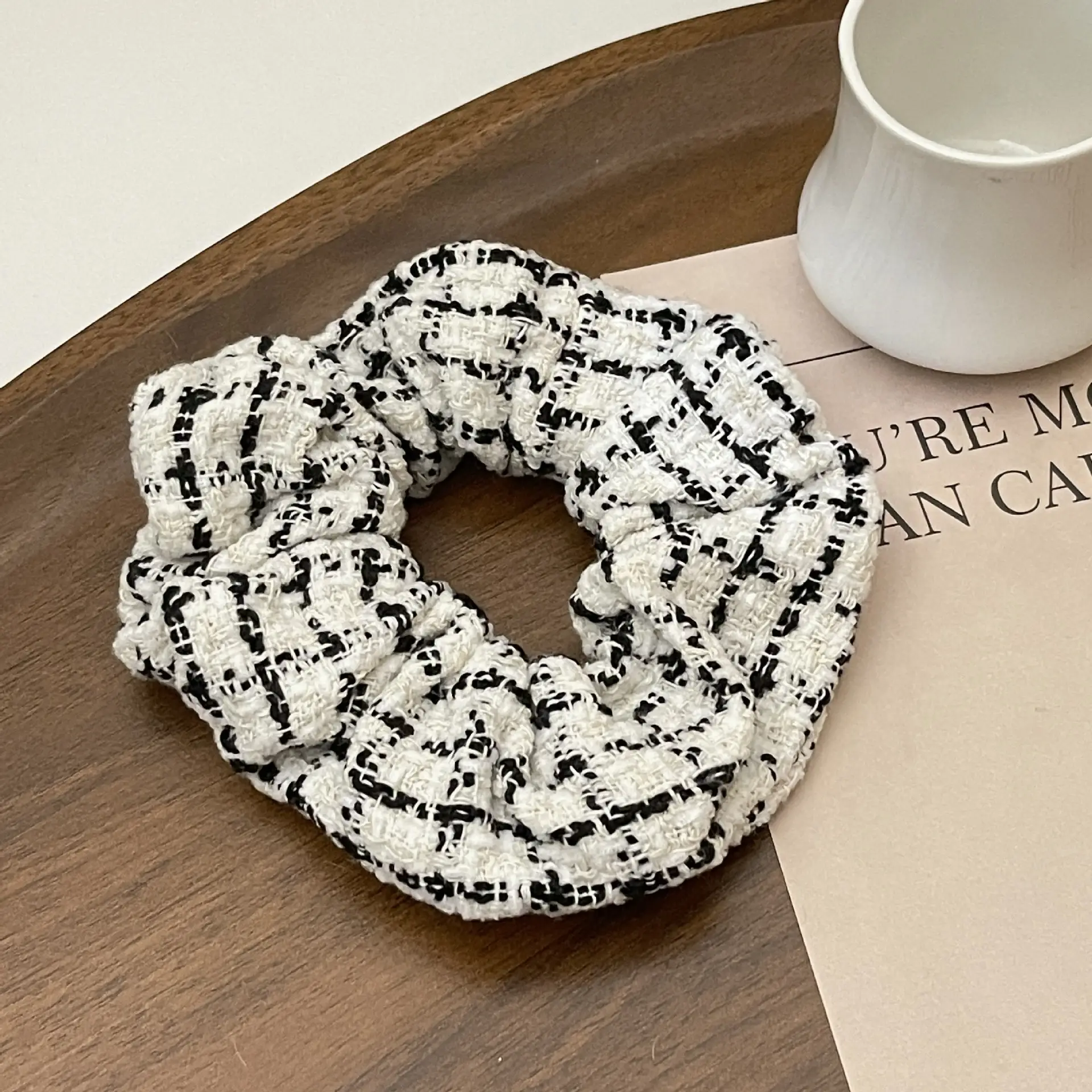 Korean Style Hair Ring Black White Plaid Thick Hair Flower Knitted Ponytail Plate - Image 2