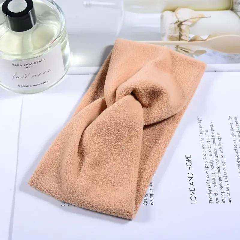 Black Cross Hair Band for Women, Sweat Absorbent, European Style - Image 6