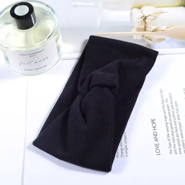 Black Cross Hair Band for Women, Sweat Absorbent, European Style - Image 7