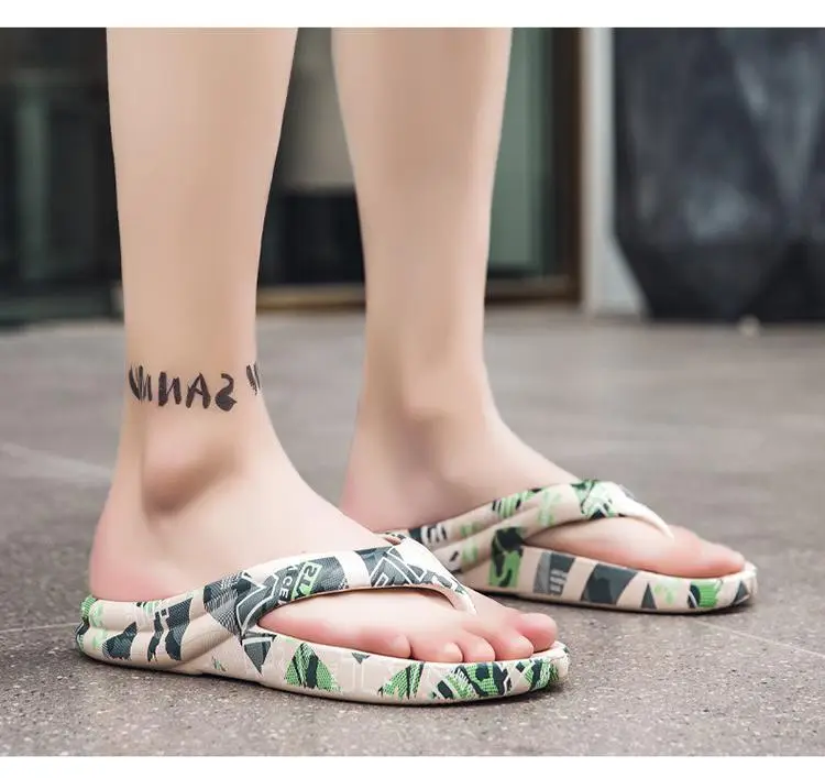Men's Camo Printed Flip Flops Summer Beach Wear — feature 17