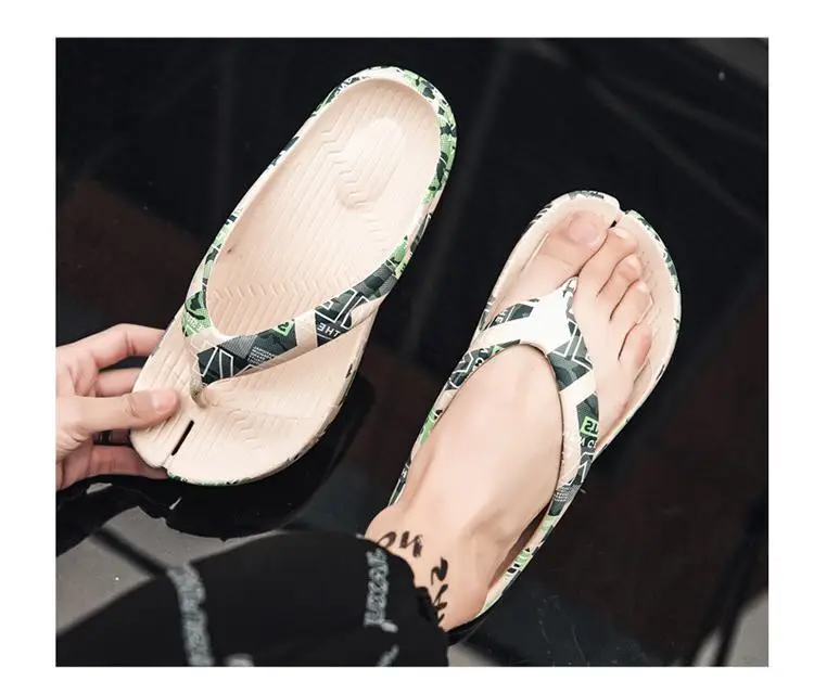Men's Camo Printed Flip Flops Summer Beach Wear — feature 20