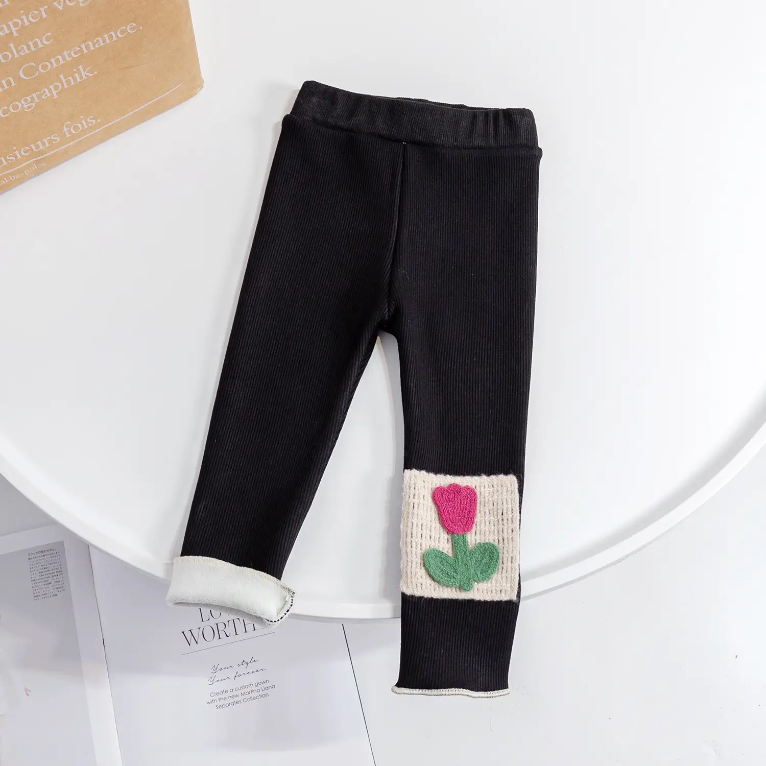 Black applique (not open)