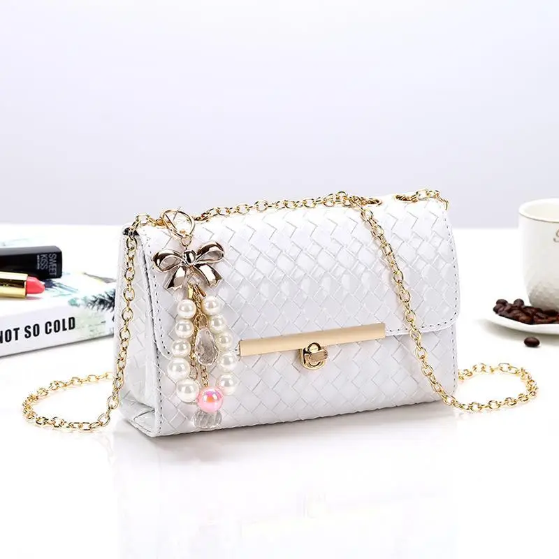 Black Embroidered Chain Shoulder Bag for Women - Image 3