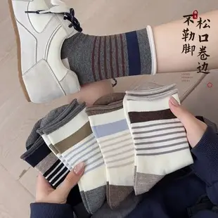 Girls White Lace Socks with Black Leather Shoes — feature 39