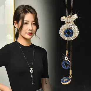 Gold Pearl Flower Necklace for Women — feature 17