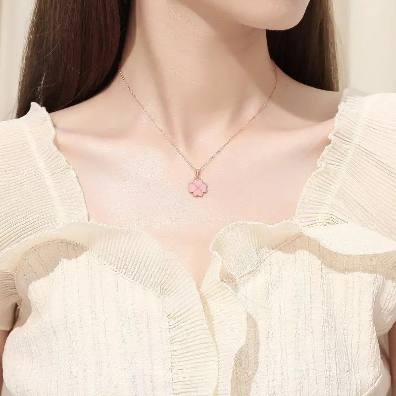 Double-sided Temperature Sensitive Four Leaf Clover Necklace - Image 4