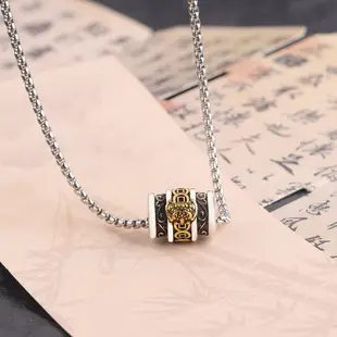 Double-sided Temperature Sensitive Four Leaf Clover Necklace — feature 15