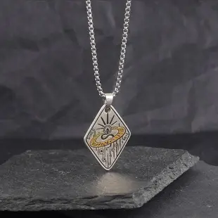 Double-sided Temperature Sensitive Four Leaf Clover Necklace — feature 19