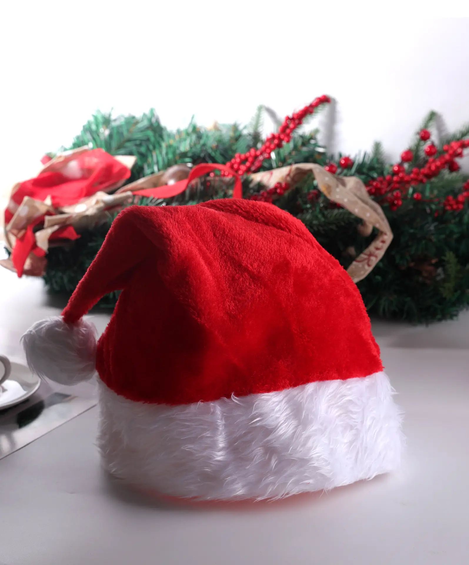 Plush Luminous LED Santa Hat 110g — feature 11