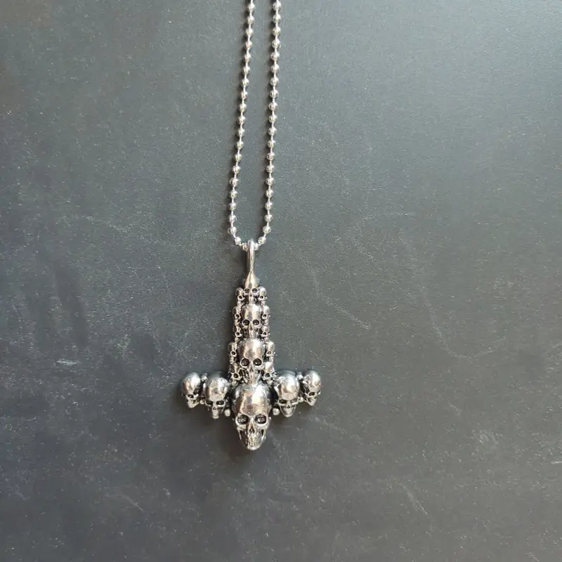 Domineering Punk Skull Necklace Men Women European American Hip Hop Dark Cross Pendant - Image 3