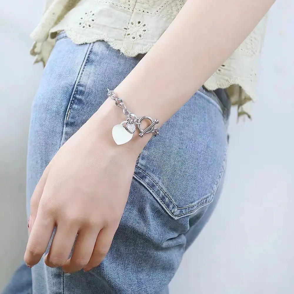 18K Golden Personality Ot Buckle Bracelet for Women