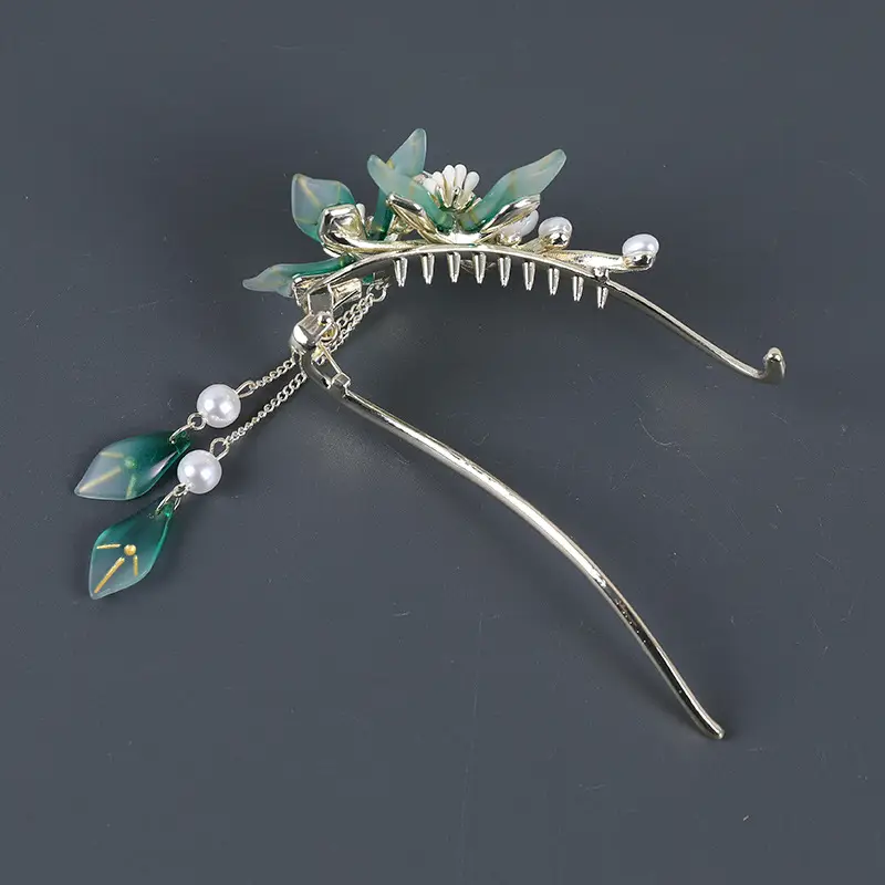 Ancient Flower Twist Hair Clip with Large Tassel for Hanfu — feature 8