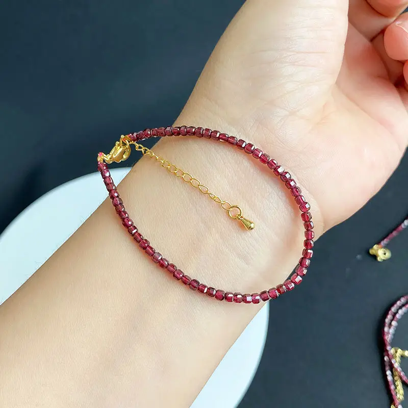 Jingyao Red Garnet Adjustable Bracelet for Women - Image 4