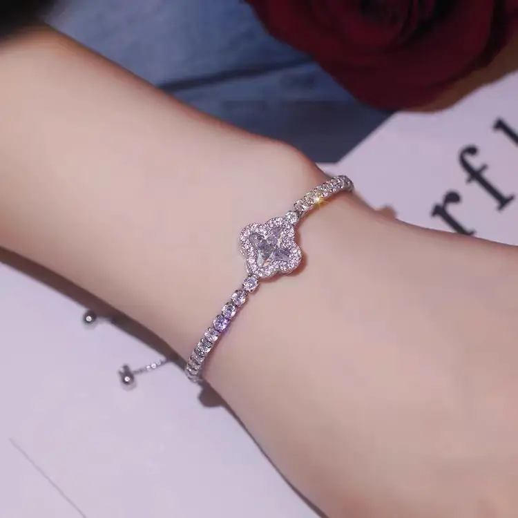 Women's Clover Super Flash Zircon Bracelet - Image 4