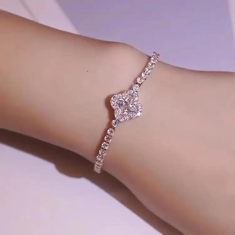 Women's Clover Super Flash Zircon Bracelet - Image 5