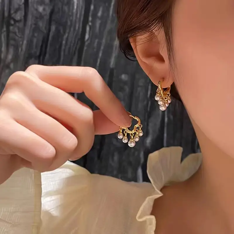 2022 New Cloud Tassel Pearl Earrings for Women - Image 3
