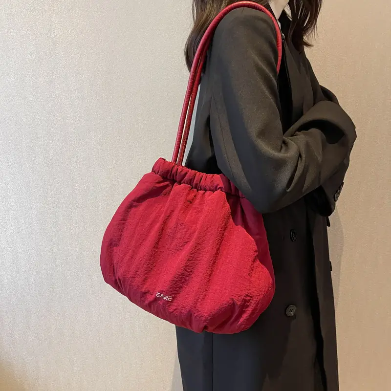 Women's Quilted Shaggy Shoulder Bag Large Capacity - Image 7