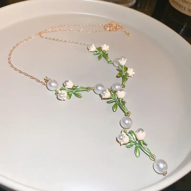 Alphanumeric Geometric Zircon Pearl T-Necklace - Image 9