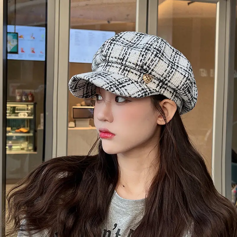 Black British Style Women's Beret Hat for Autumn Winter