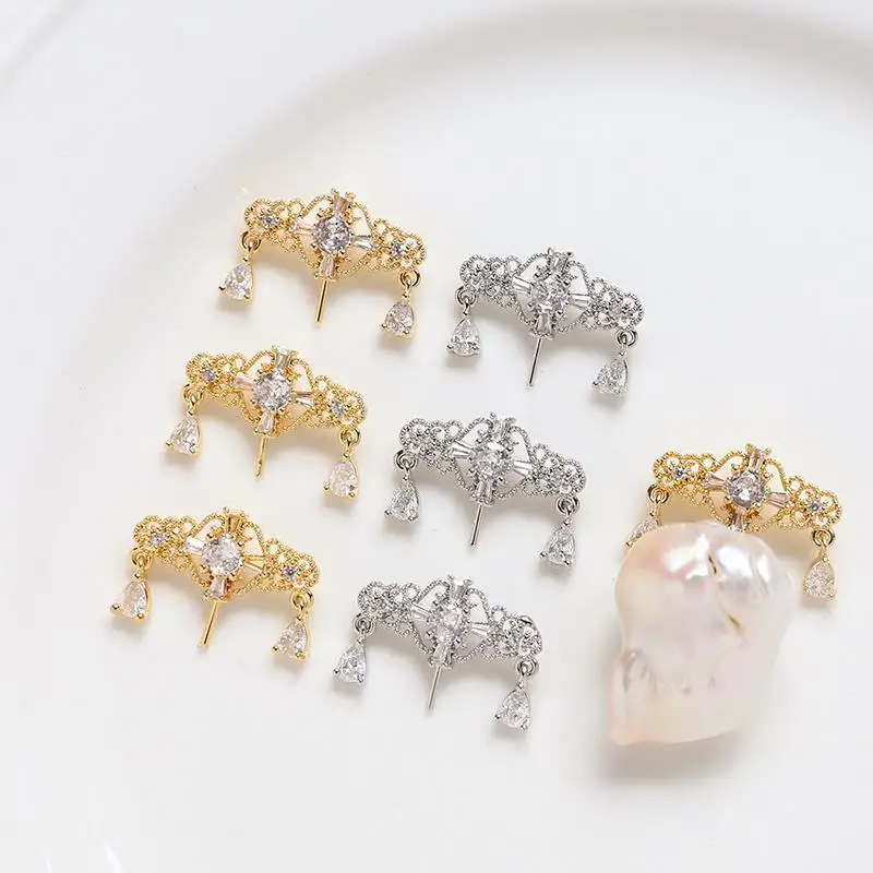 Copper Plated Gold Zircon Crown Earrings 20mm — feature 5