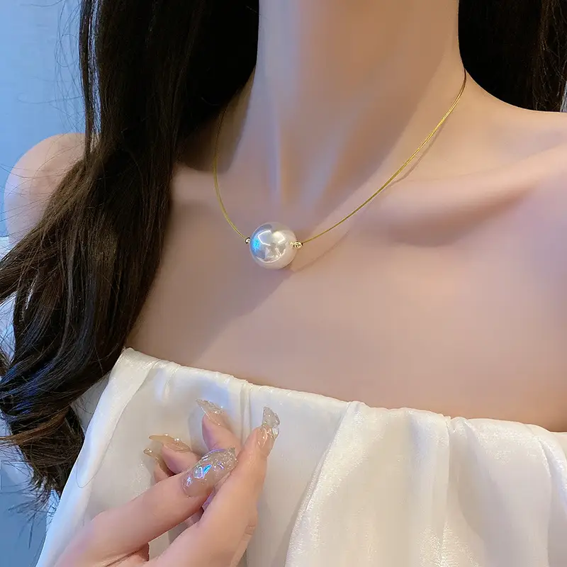 French Retro Pearl Clavicle Necklace for Women - Image 7
