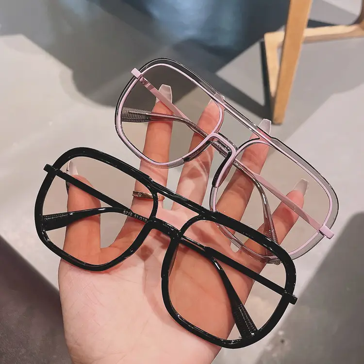 Women's European Retro Rectangular Sunglasses Yellow Lens