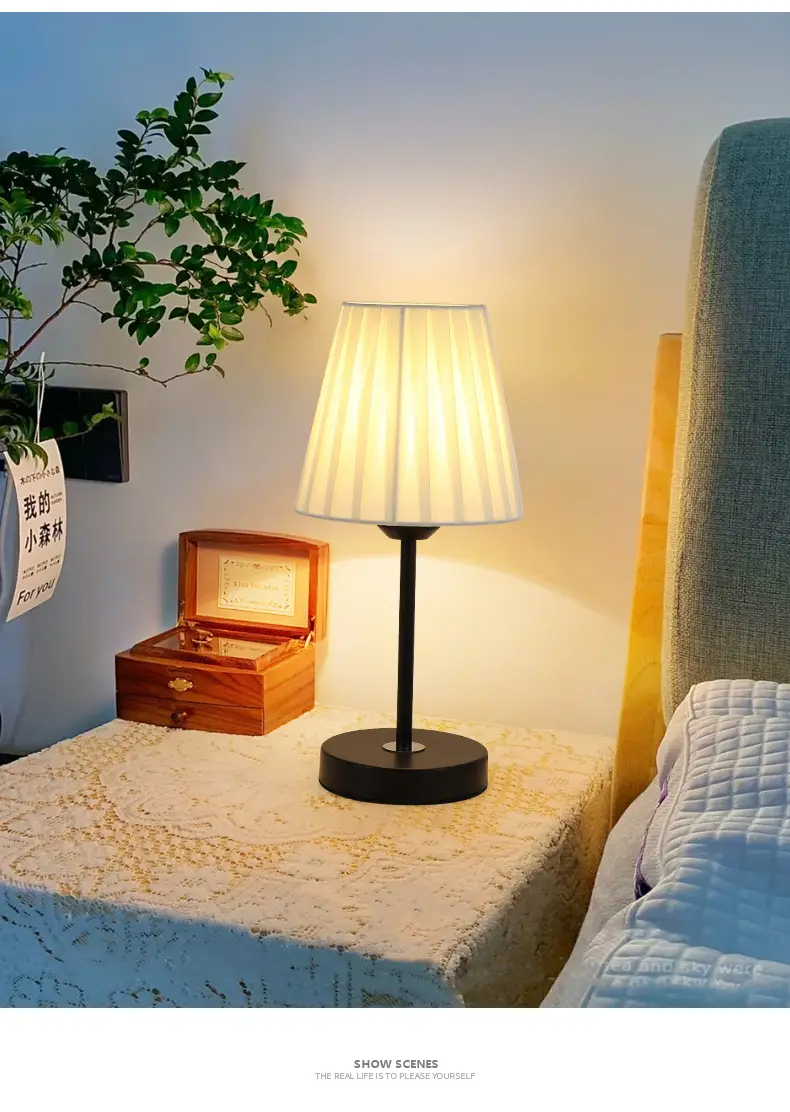 Nordic Pleated LED Table Lamp for Bedroom — feature 13