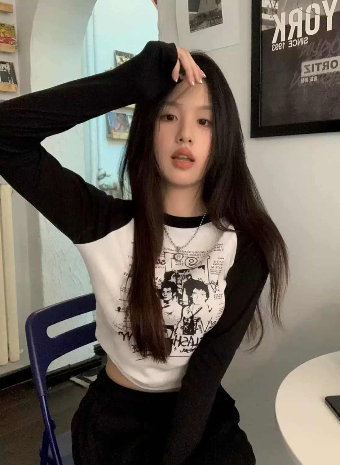 Women's Contrast Long Sleeve T-Shirt Autumn 2022 — feature 5